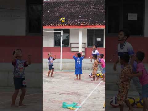variasi booms spike bola voli thumbnail