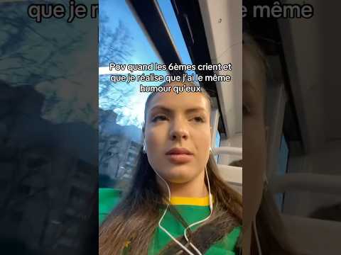 T’es dans le même bus que les 6èmes😱😂 thumbnail