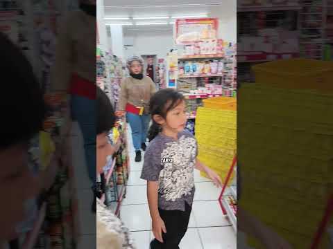 Siapa Yg Udh Beli Squishy Viral Alfamart? Mama Kaget Lg Cari Ara Dluan Dpt Yg Burger. Buat Dedek Mn🍔 thumbnail