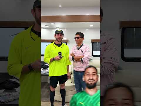 Stay Silent Until You Hear A Better Goalkeeper Than Jorge Campos thumbnail