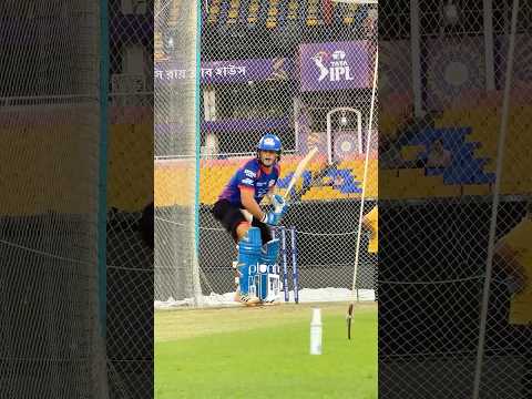 Sent it sailing! ? | #MumbaiIndians #OneFamily #TATAIPL #KKRvMI thumbnail