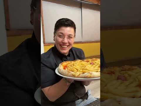 Ci abbiamo provato 😅 io, mia moglie e mia figlia 🫠 thumbnail