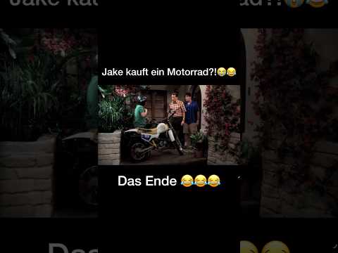 Jake hat 2 Glückstage hintereinander und kauft ein Motorrad Two and a half men beste Szenen deutsch thumbnail