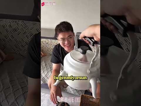Faruk'un Başına Gelenler! Komik Su Deneyi 😂💧 thumbnail