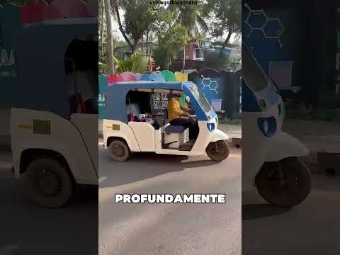 Este Chico Consiguió Saltarse Las Clases Del Día 😱 thumbnail