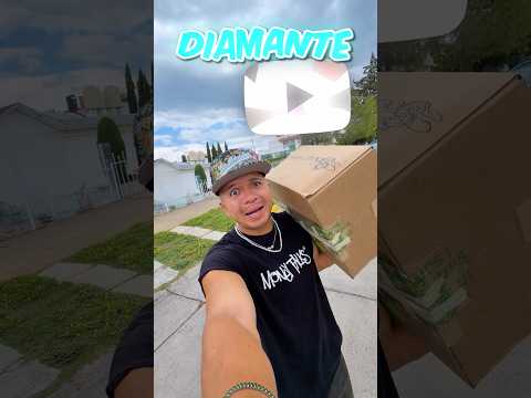 NOS LLEGÓ EL BOTÓN DE DIAMANTE 😱 thumbnail