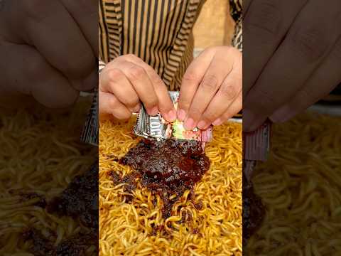 CARA ENAK MAKAN MIE GORENG🫵🏼😋 thumbnail