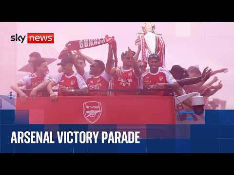 Watch the moment Arsenal's Premier League trophy parade passes Sky's correspondents thumbnail