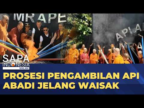 Ratusan Umat Buddha Ikuti Ritual Pengambilan Api Abadi di Grobogan Jelang Waisak | SAPA MALAM thumbnail