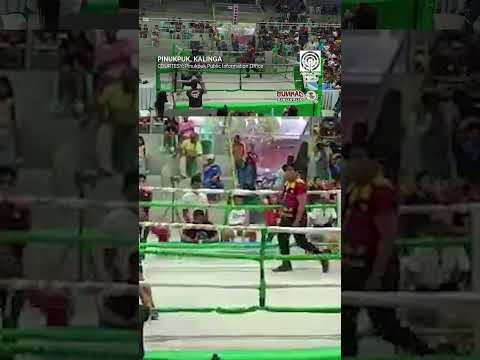 Barangay officials sa Kalinga nag-boxing para sa P500K proyekto. | via Cezar Galasi thumbnail