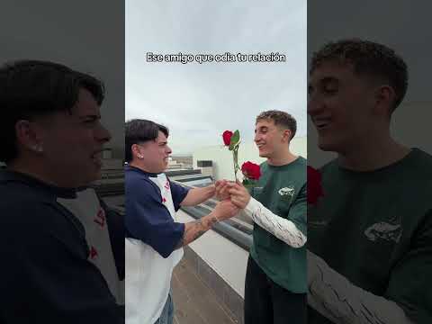 Ese amigo que odia tu relación thumbnail