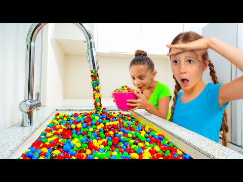 Cuộc phiêu lưu tắm kẹo ma thuật cùng Nastya và những người bạn thumbnail