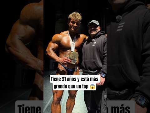 Tiene 21 años y está más grande que un top #gym #fitness #bodybuilding #culturismo thumbnail