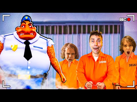 دخلنا في سجن ملعون! thumbnail