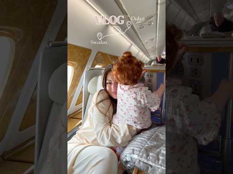 Vlog الرجعه على الإمارات #vlog #travelvlog #backhome #سفر #مطار_ #رحلة #يومياتي #دبي #السويد thumbnail