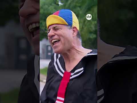 Nem nos meus sonhos mais estranhos imaginei o Capella dando "carinho" no Pipo 🤣 #ComédiaSBT thumbnail