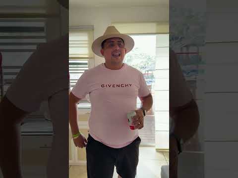 Se puso bueno el agarre??? #humor #comediafamiliar #ramiro #rufina thumbnail
