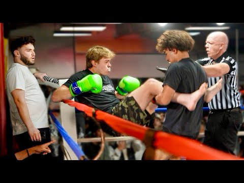 Trolling Professional Boxers thumbnail