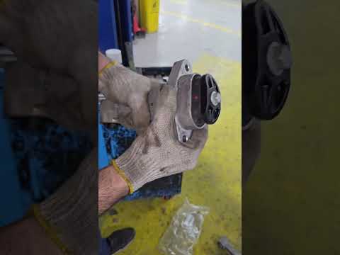 Hyundai elantra engine mounting fix #automotive #DIY #garage #mechanic thumbnail