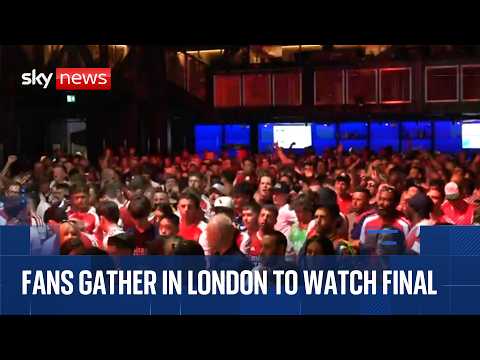 Arsenal fans react to losing Champions League final to PSG on penalties thumbnail