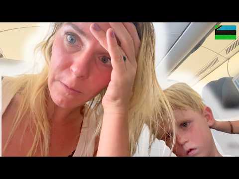 WE GAAN VLIEGEN maar ZIJN KAPOT van DEZE VLUCHT! ✈️ | Bellinga Vlog #3564 thumbnail