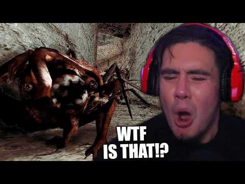 GIANT CENTIPEDE CHASES GROWN MAN WHILE HE SCREAMS thumbnail