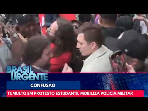 Estudantes trocam agressões físicas durante protesto em SP | Brasil Urgente thumbnail