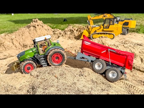 Tractors WORK HARD, stunning RC Tractors and Trucks collection thumbnail