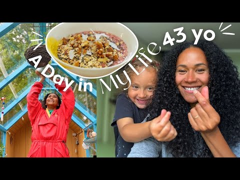A Day in the Life of a 43 yo Wife & Mom | How I Still Have Energy to Keep UP thumbnail