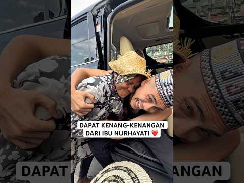Ibu nurhayati 50 tahun penjual keranjang suaminya sudah meninggal ketika tsunami Aceh thumbnail