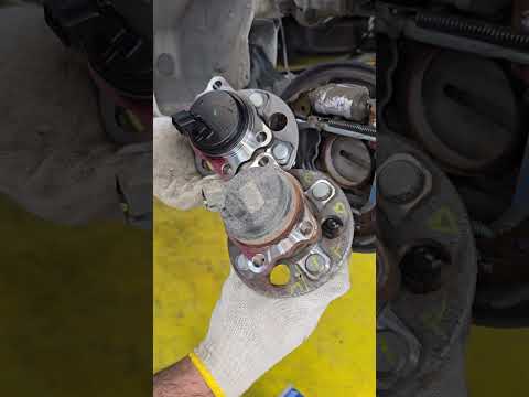 Hyundai elantra rear wheel hub replacement guide #automotive #diy #garage #mechanic thumbnail