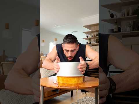 Unboxing The Most Delicious Flan Cake thumbnail