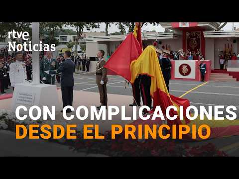 DESFILE FUERZAS ARMADAS | Un PROBLEMA con la BANDERA MARCA los ACTOS presididos por los REYES | RTVE thumbnail