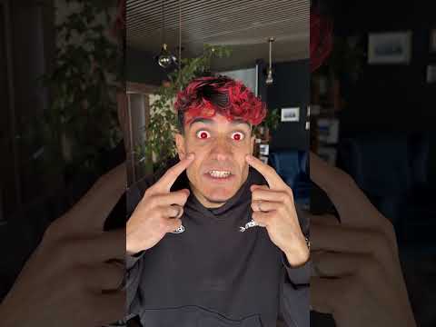 RONALDO y MESSI se METEN DENTRO de mi OJO! thumbnail