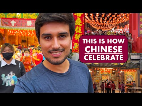 Celebrating Chinese New Year in Chinatown! thumbnail