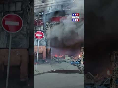 Kiev : 4 M0rts dans des bombardements russes nocturnes｜TF1 INFO thumbnail