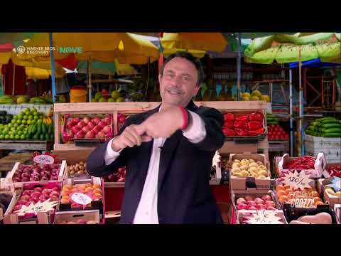 Crozza Salvini: "Se guardi il TG come fai a lavare i piatti? Io mi metto le mani nei capelli" thumbnail