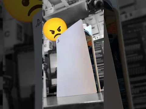 Pourquoi la PS5 surchauffe sans faire de bruit de ventilateur ? #PlayStation #Reparation #surchauffe thumbnail