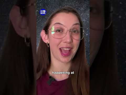 Burst of light sends internet into a flurry | 9 News Australia thumbnail