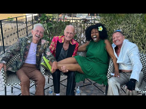 Interviewing The Old Gays! - GloZell xoxo thumbnail