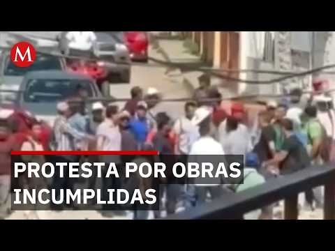 Habitantes de Hidalgo mantienen retenidos a 6 empleados de ayuntamiento thumbnail