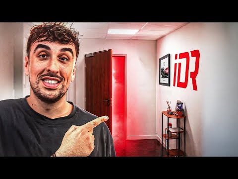 J’AI ENFIN MES PROPRES LOCAUX (JE VOUS MONTRE) ! thumbnail