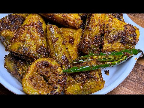भरवा करेला रेसिपी - टेस्टी ऐसा की जो करेला न खाये उसको भी भा जाए | Stuffed karela| Bittergourd thumbnail