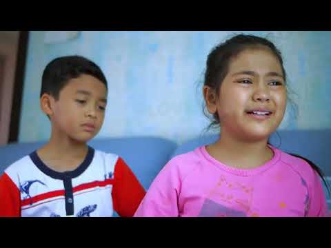 [CLIP] Cinta Bukan Kristal: Ep 21 - Apa Awak Fikir Hantar Anak-Anak Saya Rumah Orang Lain? | Tonton thumbnail