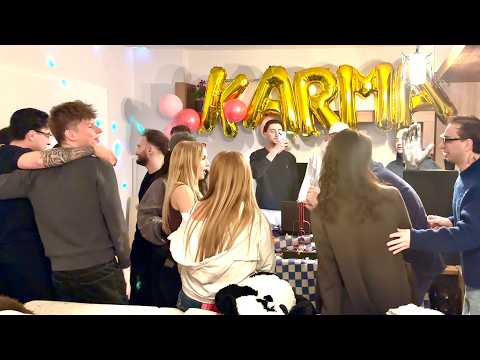 Şarkım KARMA’nın yayınlanış partisi. Ecrin Su Çoban thumbnail