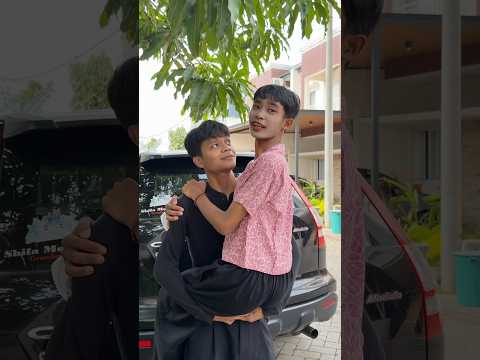 ADAM SAMPE KETAKUTAN❗️DETIK DETIK ADAM DISAMPERIN INCES😱 thumbnail