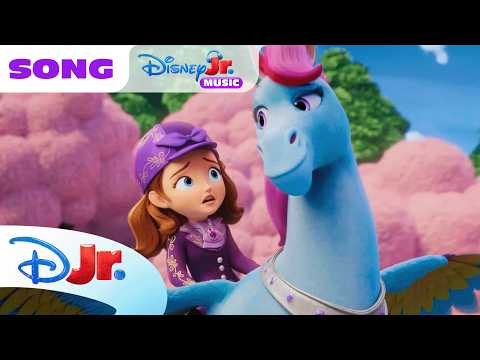 Sofia the First: Royal Magic "Fly Like Me" Song! 👑🪽 | NEW SHOW | @disneyjr thumbnail