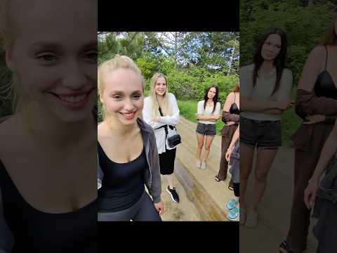 Собрал девчонок в тут по Крыму с М драйв thumbnail
