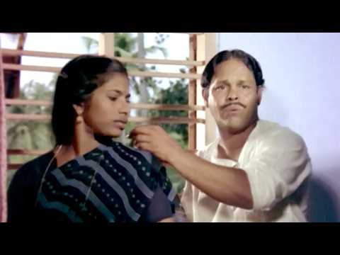 ഓഹ്  !! എന്തൊരു കലക്കൻ അളവാണ് തനിക്ക്  | Innocent Super Comedy Scene | Ponnu Malayalam Comedy Scene thumbnail