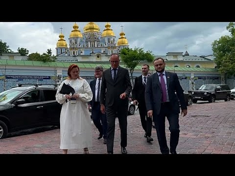 Édouard Philippe a rencontré Volodymyr Zelensky à Kyiv thumbnail